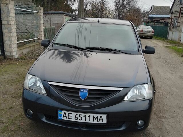 Серый Дачия Логан, объемом двигателя 1.4 л и пробегом 250 тыс. км за 3200 $, фото 5 на Automoto.ua