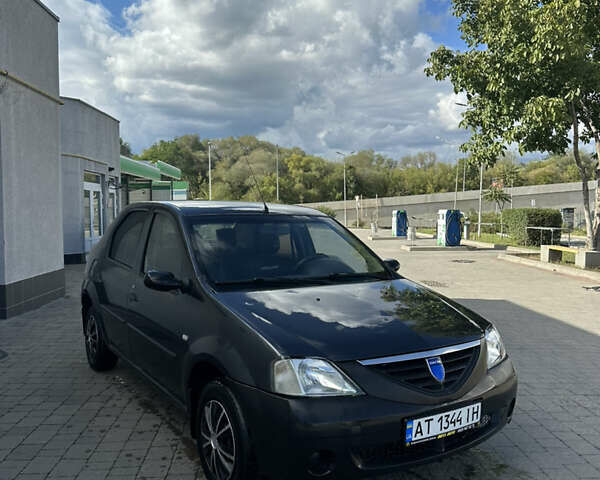 Сірий Дачія Logan, об'ємом двигуна 1.39 л та пробігом 224 тис. км за 3200 $, фото 1 на Automoto.ua