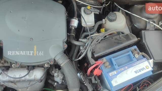 Серый Дачия Логан, объемом двигателя 1.6 л и пробегом 140 тыс. км за 6000 $, фото 1 на Automoto.ua