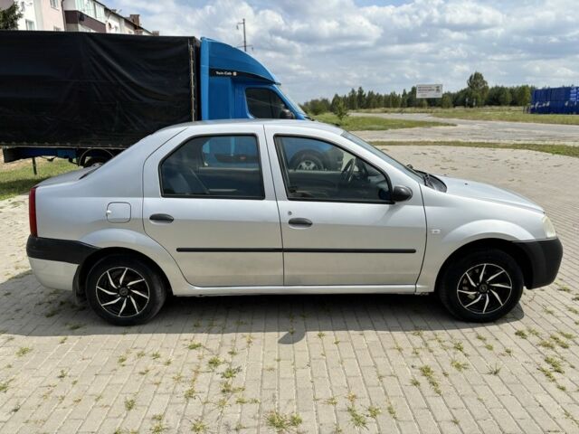 Серый Дачия Логан, объемом двигателя 1.4 л и пробегом 236 тыс. км за 3200 $, фото 3 на Automoto.ua