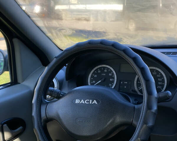 Сірий Дачія Logan, об'ємом двигуна 1.6 л та пробігом 179 тис. км за 3999 $, фото 8 на Automoto.ua