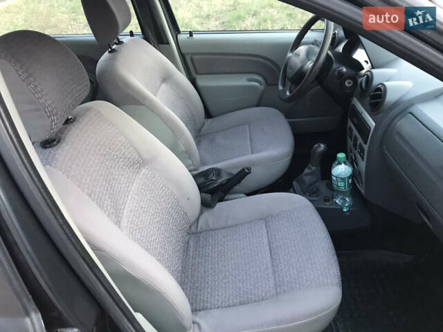 Серый Дачия Логан, объемом двигателя 1.6 л и пробегом 265 тыс. км за 4400 $, фото 16 на Automoto.ua