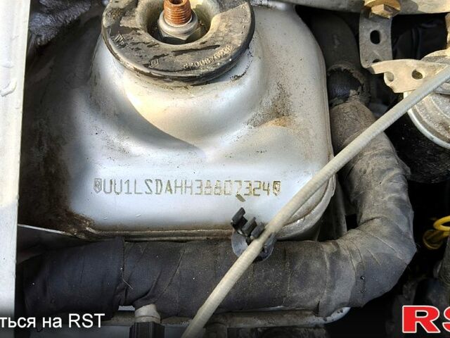 Серый Дачия Логан, объемом двигателя 1.6 л и пробегом 300 тыс. км за 2700 $, фото 9 на Automoto.ua