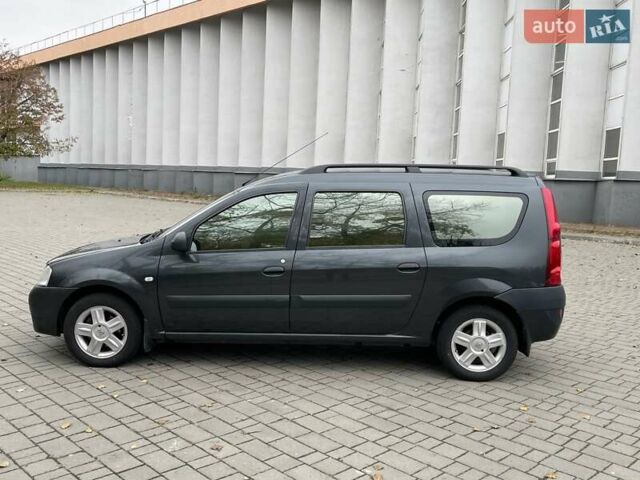Серый Дачия Логан, объемом двигателя 1.6 л и пробегом 186 тыс. км за 3950 $, фото 1 на Automoto.ua