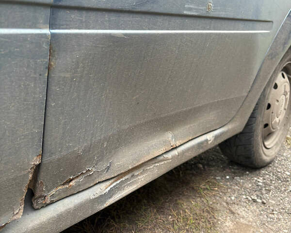 Дачия Логан 2007 в Фастове на Automoto.ua Серый Дачия Логан, объемом двигателя 1.39 л и пробегом 390 тыс. км за 2000 $, фото 4 на Automoto.ua