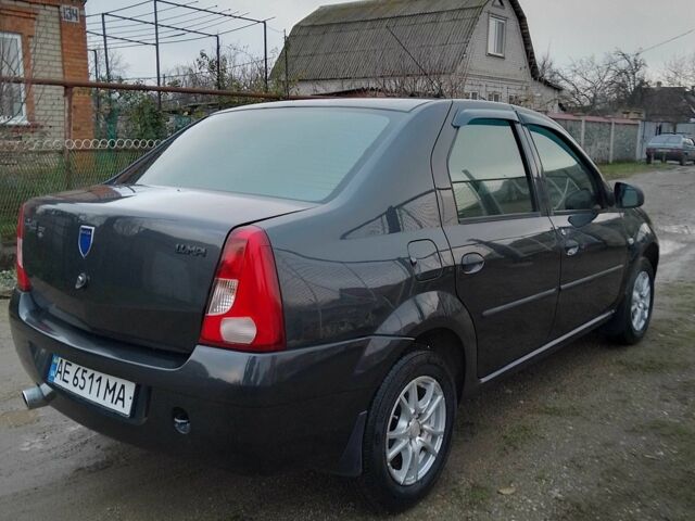 Серый Дачия Логан, объемом двигателя 1.4 л и пробегом 250 тыс. км за 3200 $, фото 4 на Automoto.ua