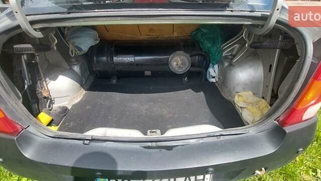 Серый Дачия Логан, объемом двигателя 1.39 л и пробегом 223 тыс. км за 2950 $, фото 9 на Automoto.ua