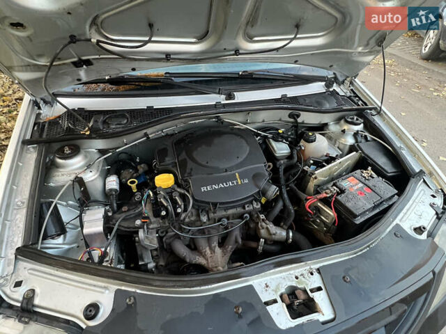 Серый Дачия Логан, объемом двигателя 1.39 л и пробегом 505 тыс. км за 1600 $, фото 12 на Automoto.ua