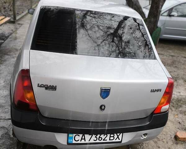 Сірий Дачія Logan, об'ємом двигуна 1.4 л та пробігом 300 тис. км за 3000 $, фото 1 на Automoto.ua