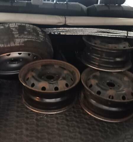 Дачія Logan 2008 у Житомирі на Automoto.ua Сірий Дачія Logan, об'ємом двигуна 1.6 л та пробігом 278 тис. км за 6000 $, фото 1 на Automoto.ua