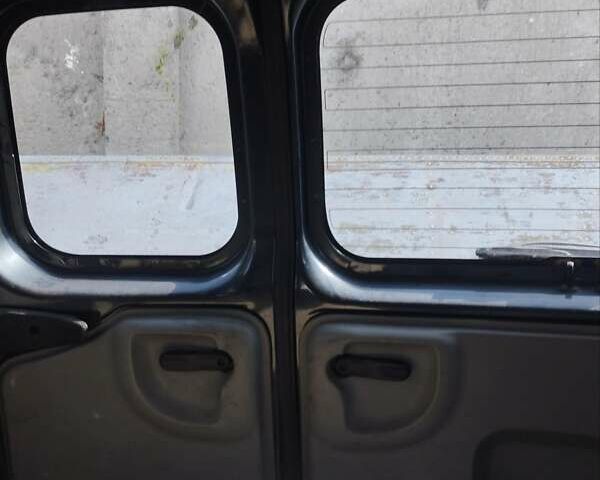 Сірий Дачія Logan, об'ємом двигуна 1.6 л та пробігом 278 тис. км за 1500 $, фото 1 на Automoto.ua