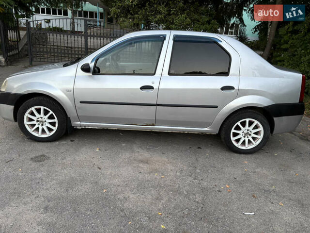 Сірий Дачія Logan, об'ємом двигуна 1.39 л та пробігом 321 тис. км за 2850 $, фото 1 на Automoto.ua