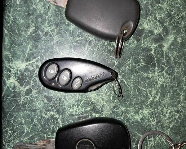 Серый Дачия Логан, объемом двигателя 1.6 л и пробегом 231 тыс. км за 4100 $, фото 14 на Automoto.ua