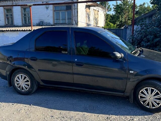 Серый Дачия Логан, объемом двигателя 1.4 л и пробегом 313 тыс. км за 2999 $, фото 1 на Automoto.ua