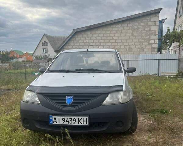 Серый Дачия Логан, объемом двигателя 1.6 л и пробегом 300 тыс. км за 2200 $, фото 5 на Automoto.ua