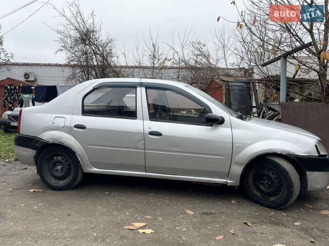 Сірий Дачія Logan, об'ємом двигуна 1.39 л та пробігом 222 тис. км за 1999 $, фото 1 на Automoto.ua