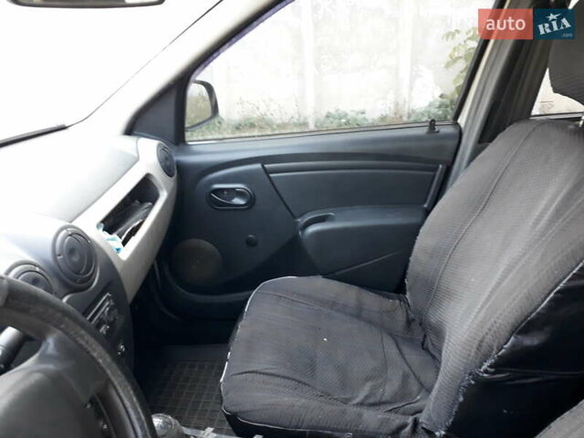 Серый Дачия Логан, объемом двигателя 1.4 л и пробегом 298 тыс. км за 2800 $, фото 11 на Automoto.ua