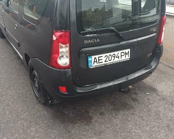Серый Дачия Логан, объемом двигателя 1.6 л и пробегом 275 тыс. км за 4200 $, фото 1 на Automoto.ua
