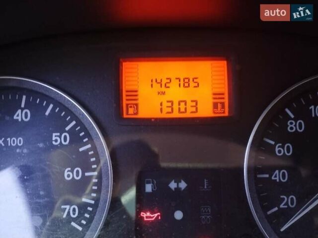 Серый Дачия Логан, объемом двигателя 1.4 л и пробегом 142 тыс. км за 5000 $, фото 3 на Automoto.ua