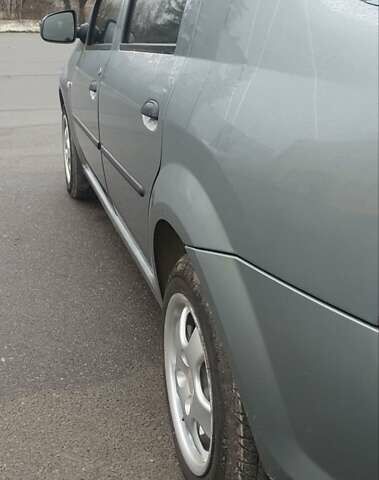 Серый Дачия Логан, объемом двигателя 1.6 л и пробегом 251 тыс. км за 4500 $, фото 16 на Automoto.ua