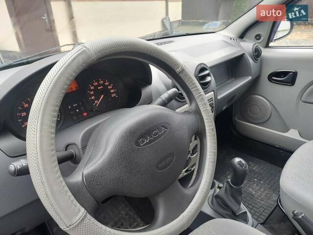 Сірий Дачія Logan, об'ємом двигуна 1.38 л та пробігом 48 тис. км за 4999 $, фото 9 на Automoto.ua