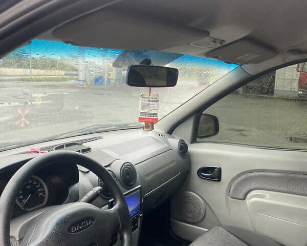 Сірий Дачія Logan, об'ємом двигуна 1.6 л та пробігом 290 тис. км за 5200 $, фото 7 на Automoto.ua