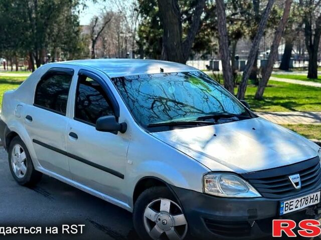 Серый Дачия Логан, объемом двигателя 1.4 л и пробегом 220 тыс. км за 1950 $, фото 1 на Automoto.ua