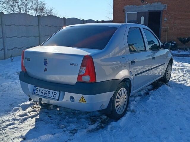 Серый Дачия Логан, объемом двигателя 1.6 л и пробегом 190 тыс. км за 4700 $, фото 2 на Automoto.ua