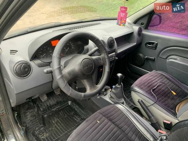 Сірий Дачія Logan, об'ємом двигуна 1.4 л та пробігом 350 тис. км за 3000 $, фото 8 на Automoto.ua