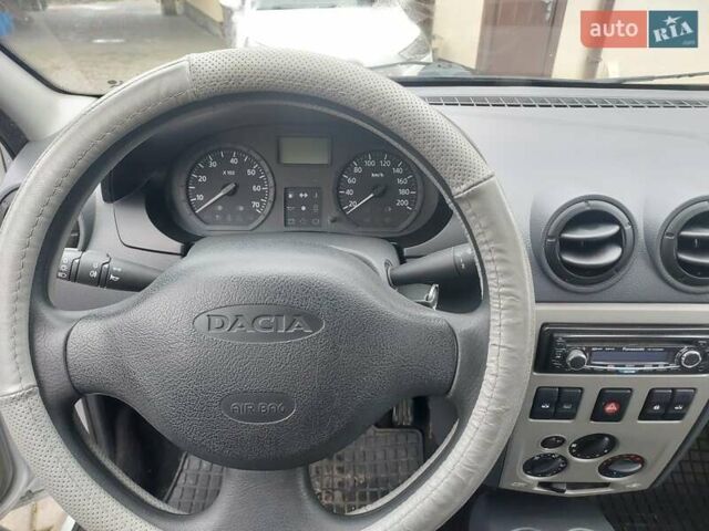 Сірий Дачія Logan, об'ємом двигуна 1.38 л та пробігом 48 тис. км за 4999 $, фото 12 на Automoto.ua