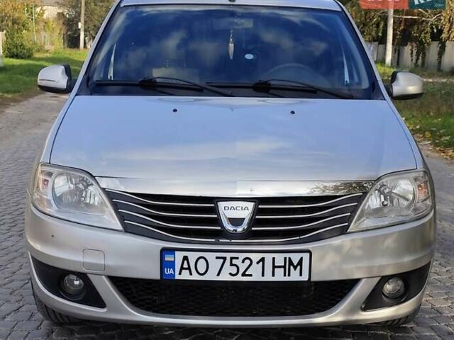 Серый Дачия Логан, объемом двигателя 1.6 л и пробегом 186 тыс. км за 5000 $, фото 5 на Automoto.ua