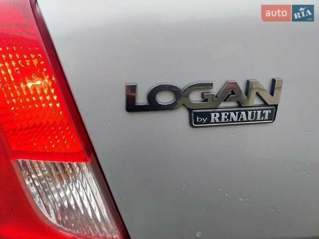 Сірий Дачія Logan, об'ємом двигуна 1.38 л та пробігом 48 тис. км за 4999 $, фото 7 на Automoto.ua