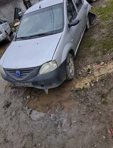 Серый Дачия Логан, объемом двигателя 1.4 л и пробегом 220 тыс. км за 850 $, фото 4 на Automoto.ua