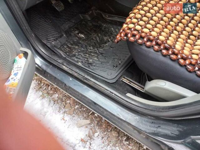 Сірий Дачія Logan, об'ємом двигуна 1.39 л та пробігом 177 тис. км за 3700 $, фото 3 на Automoto.ua