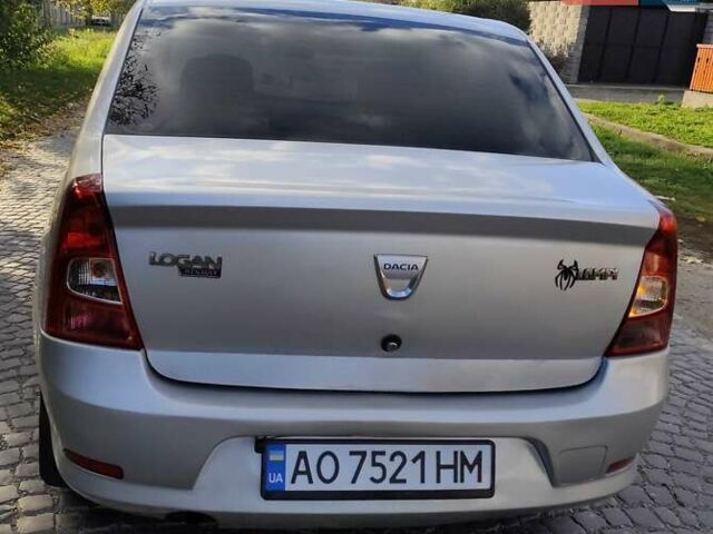 Серый Дачия Логан, объемом двигателя 1.6 л и пробегом 186 тыс. км за 5000 $, фото 11 на Automoto.ua