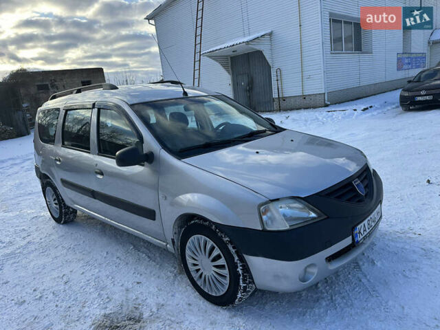 Серый Дачия Логан, объемом двигателя 1.6 л и пробегом 323 тыс. км за 3800 $, фото 22 на Automoto.ua