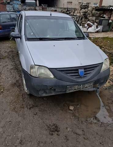 Серый Дачия Логан, объемом двигателя 1.4 л и пробегом 220 тыс. км за 850 $, фото 1 на Automoto.ua