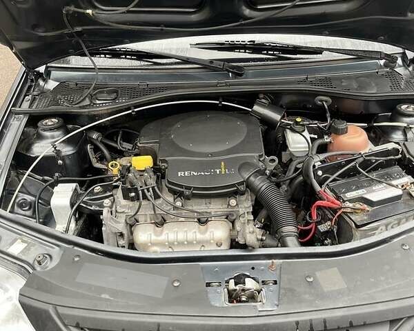 Серый Дачия Логан, объемом двигателя 1.4 л и пробегом 167 тыс. км за 3300 $, фото 2 на Automoto.ua