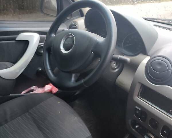 Серый Дачия Логан, объемом двигателя 1.4 л и пробегом 210 тыс. км за 2200 $, фото 9 на Automoto.ua