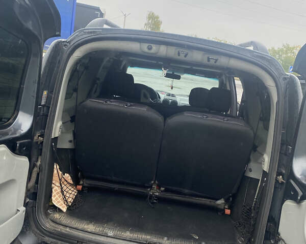 Сірий Дачія Logan, об'ємом двигуна 1.6 л та пробігом 290 тис. км за 5200 $, фото 13 на Automoto.ua