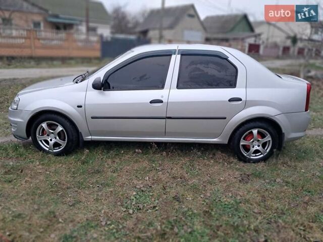 Серый Дачия Логан, объемом двигателя 1.6 л и пробегом 231 тыс. км за 4100 $, фото 8 на Automoto.ua