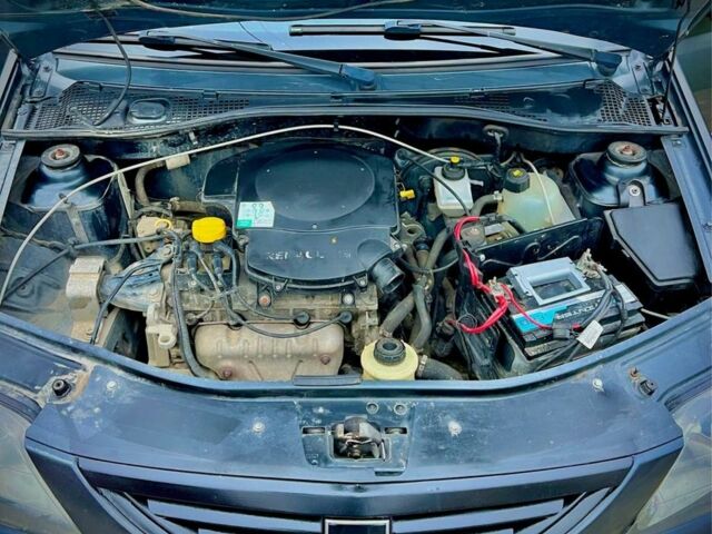 Сірий Дачія Logan, об'ємом двигуна 1.4 л та пробігом 173 тис. км за 3500 $, фото 6 на Automoto.ua