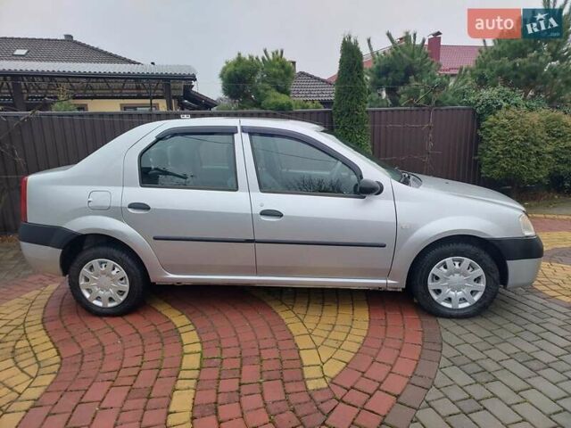 Сірий Дачія Logan, об'ємом двигуна 1.38 л та пробігом 48 тис. км за 4999 $, фото 4 на Automoto.ua