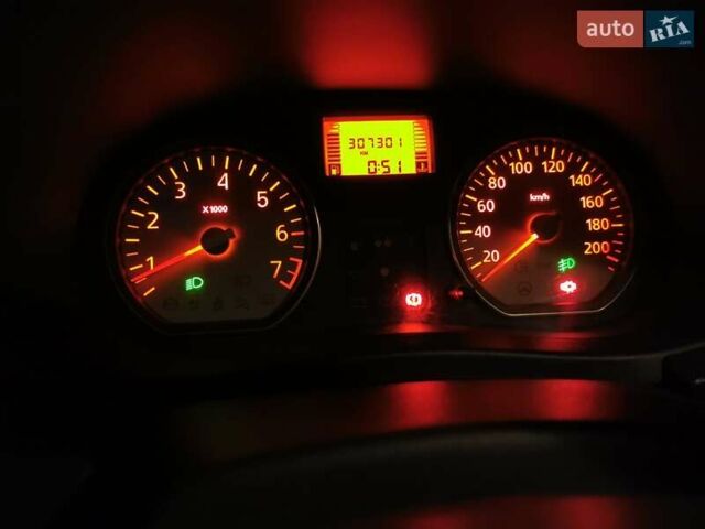 Дачія Logan 2008 у Дніпро (Дніпропетровську) на Automoto.ua Сірий Дачія Logan, об'ємом двигуна 1.6 л та пробігом 300 тис. км за 4600 $, фото 6 на Automoto.ua