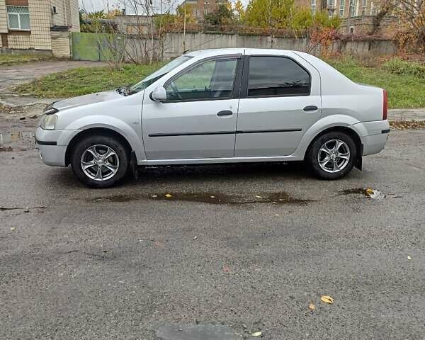 Серый Дачия Логан, объемом двигателя 1.6 л и пробегом 200 тыс. км за 5000 $, фото 25 на Automoto.ua