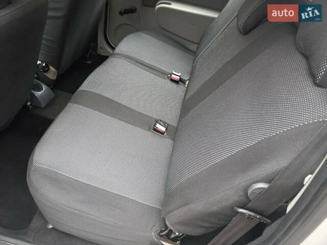 Сірий Дачія Logan, об'ємом двигуна 0 л та пробігом 160 тис. км за 5650 $, фото 11 на Automoto.ua