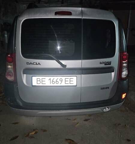 Серый Дачия Логан, объемом двигателя 1.6 л и пробегом 200 тыс. км за 5500 $, фото 3 на Automoto.ua