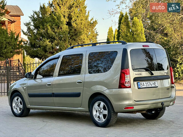 Серый Дачия Логан, объемом двигателя 1.6 л и пробегом 155 тыс. км за 6150 $, фото 5 на Automoto.ua