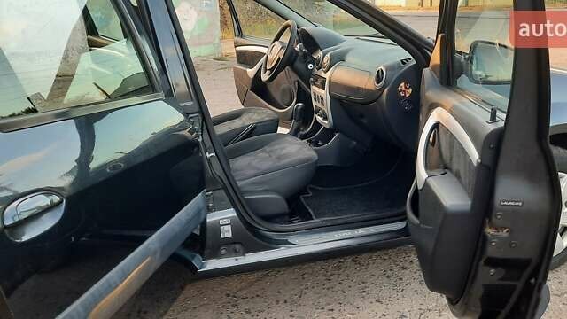 Сірий Дачія Logan, об'ємом двигуна 1.6 л та пробігом 208 тис. км за 6350 $, фото 19 на Automoto.ua