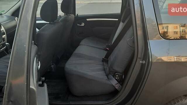 Сірий Дачія Logan, об'ємом двигуна 1.6 л та пробігом 208 тис. км за 6350 $, фото 28 на Automoto.ua